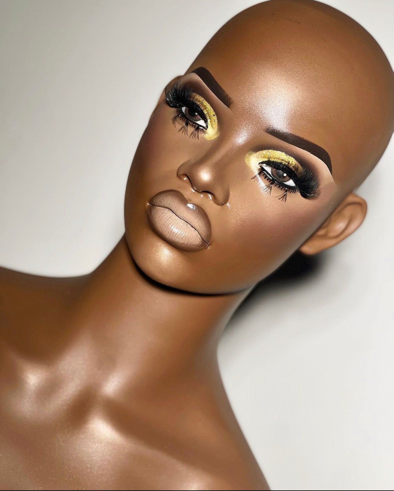 LUXURY MAKEUP MANNEQUIN HEAD VENDOR LIST